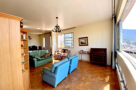 Apartamento à venda com 180m², 4 quartos e 1 vagaSala