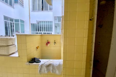 Apartamento à venda com 180m², 4 quartos e 1 vagaÁrea de Serviço