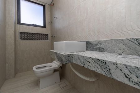 Apartamento à venda com 105m², 4 quartos e 3 vagas Apartamento à venda com 105m², 4 quartos e 3 vagasBanheiro Social