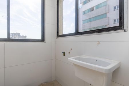 Apartamento à venda com 105m², 4 quartos e 3 vagas Apartamento à venda com 105m², 4 quartos e 3 vagasÁrea de Serviço