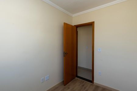 Apartamento à venda com 130m², 3 quartos e 2 vagas Apartamento à venda com 130m², 3 quartos e 2 vagasQuarto 2