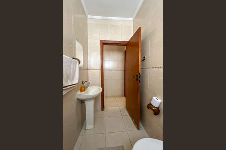 Casa à venda com 150m², 2 quartos e 1 vaga Casa à venda com 150m², 2 quartos e 1 vagaBanheiro