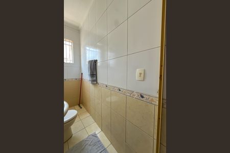 Casa à venda com 150m², 2 quartos e 1 vaga Casa à venda com 150m², 2 quartos e 1 vagaBanheiro da Suíte