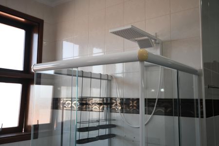 Casa à venda com 390m², 4 quartos e 4 vagasBanheiro da Suíte 3