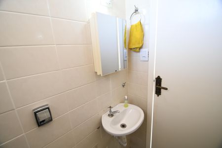 Casa à venda com 390m², 4 quartos e 4 vagasBanheiro de serviço