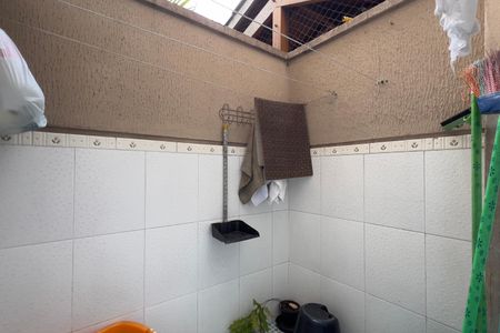 Apartamento à venda com 128m², 3 quartos e 1 vaga Apartamento à venda com 128m², 3 quartos e 1 vagaCozinha e Área de Serviço