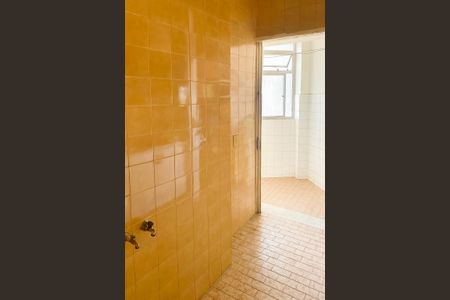 Apartamento à venda com 65m², 2 quartos e 1 vaga Apartamento à venda com 65m², 2 quartos e 1 vagaCozinha e Área de Serviço