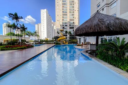 Apartamento à venda com 190m², 3 quartos e 3 vagasÁrea comum - Piscina