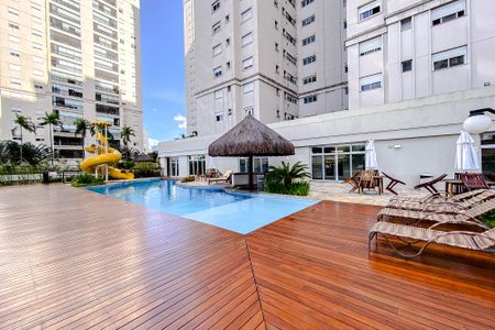 Apartamento à venda com 190m², 3 quartos e 3 vagasÁrea comum - Piscina