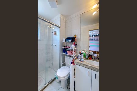 Apartamento à venda com 190m², 3 quartos e 3 vagas Apartamento à venda com 190m², 3 quartos e 3 vagasBanheiro da Suíte 1