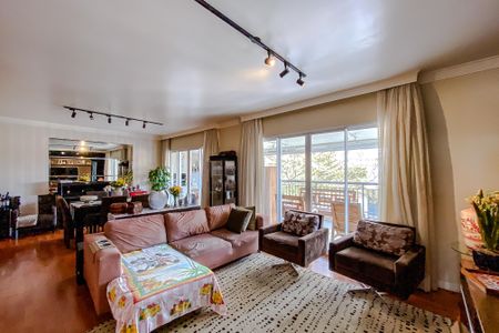 Apartamento à venda com 190m², 3 quartos e 3 vagas Apartamento à venda com 190m², 3 quartos e 3 vagasSala