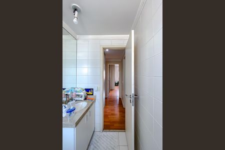 Apartamento à venda com 190m², 3 quartos e 3 vagas Apartamento à venda com 190m², 3 quartos e 3 vagasBanheiro