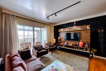 Apartamento à venda com 190m², 3 quartos e 3 vagas Apartamento à venda com 190m², 3 quartos e 3 vagasSala