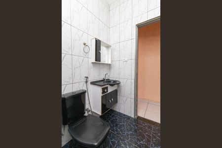 Casa à venda com 123m², 3 quartos e 2 vagasBanheiro 1