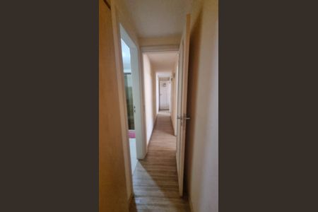 Apartamento à venda com 110m², 3 quartos e 2 vagas Apartamento à venda com 110m², 3 quartos e 2 vagasCorredor