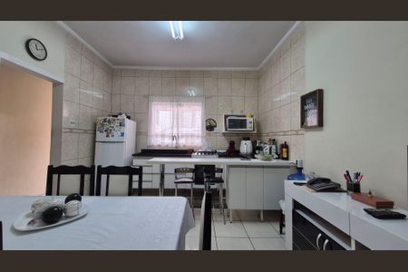 Casa à venda com 198m², 3 quartos e 3 vagasCozinha