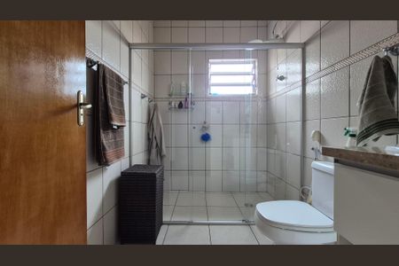 Casa à venda com 198m², 3 quartos e 3 vagasBanheiro
