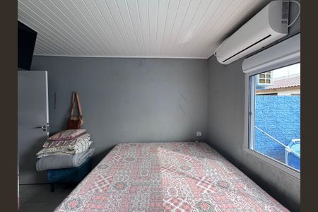 Casa à venda com 44m², 2 quartos e 2 vagasQuarto 1