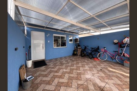 Casa à venda com 44m², 2 quartos e 2 vagasGaragem