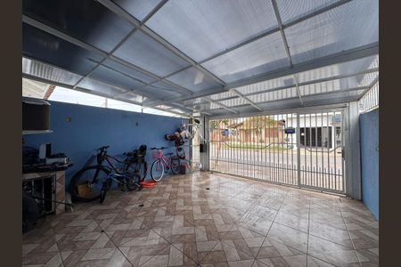 Casa à venda com 44m², 2 quartos e 2 vagasGaragem