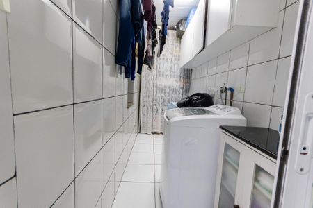 Casa à venda com 128m², 2 quartos e 2 vagas Casa à venda com 128m², 2 quartos e 2 vagasÁrea de Serviço