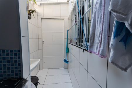 Casa à venda com 128m², 2 quartos e 2 vagas Casa à venda com 128m², 2 quartos e 2 vagasÁrea de Serviço