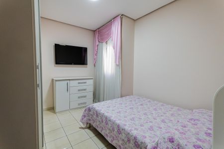 Casa à venda com 128m², 2 quartos e 2 vagas Casa à venda com 128m², 2 quartos e 2 vagasQuarto 2