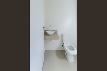 Apartamento à venda com 61m², 2 quartos e 2 vagas Apartamento à venda com 61m², 2 quartos e 2 vagasBanheiro suíte 1