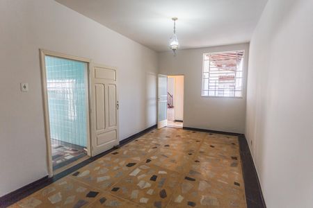 Casa à venda com 400m², 3 quartos e 2 vagas Casa à venda com 400m², 3 quartos e 2 vagasCopa