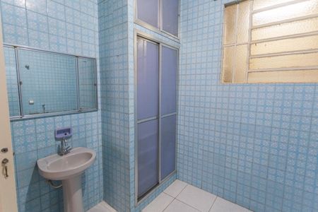 Casa à venda com 400m², 3 quartos e 2 vagas Casa à venda com 400m², 3 quartos e 2 vagasBanheiro Social