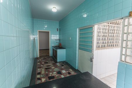 Casa à venda com 400m², 3 quartos e 2 vagas Casa à venda com 400m², 3 quartos e 2 vagasCozinha