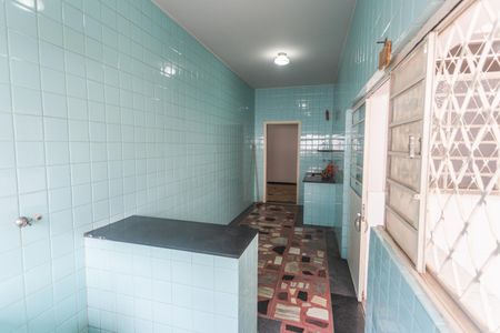 Casa à venda com 400m², 3 quartos e 2 vagas Casa à venda com 400m², 3 quartos e 2 vagasCozinha