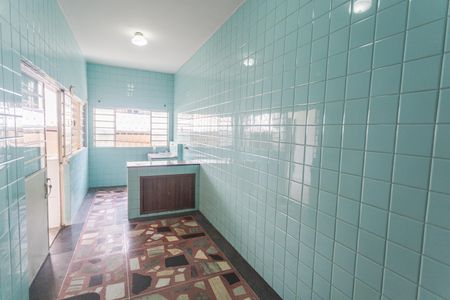 Casa à venda com 400m², 3 quartos e 2 vagas Casa à venda com 400m², 3 quartos e 2 vagasCozinha