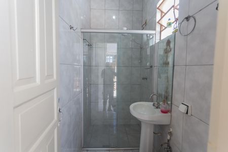 Casa à venda com 400m², 3 quartos e 2 vagas Casa à venda com 400m², 3 quartos e 2 vagasBanheiro de Serviço