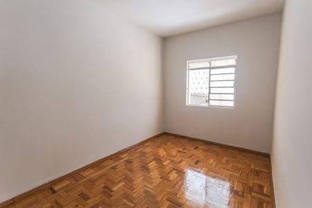 Casa à venda com 400m², 3 quartos e 2 vagas Casa à venda com 400m², 3 quartos e 2 vagasQuarto 2