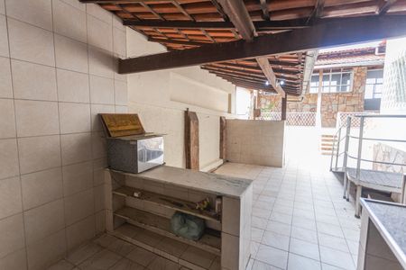 Casa à venda com 400m², 3 quartos e 2 vagas Casa à venda com 400m², 3 quartos e 2 vagasEspaço Gourmet