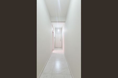 Apartamento à venda com 90m², 1 quarto e sem vaga Apartamento à venda com 90m², 1 quarto e sem vagaCorredor