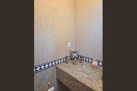 Casa à venda com 260m², 4 quartos e 4 vagas