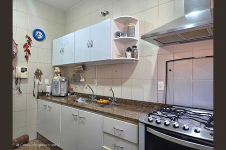 Casa à venda com 260m², 4 quartos e 4 vagas