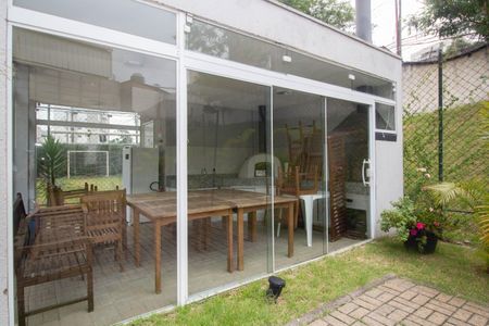 Apartamento para alugar com 45m², 2 quartos e 1 vaga Apartamento para alugar com 45m², 2 quartos e 1 vagaÁrea comum - Churrasqueira