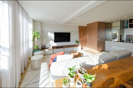 Apartamento à venda com 120m², 3 quartos e 2 vagasSala
