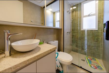 Apartamento à venda com 120m², 3 quartos e 2 vagasBanheiro social