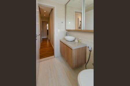 Apartamento à venda com 120m², 3 quartos e 2 vagasBanheiro suíte