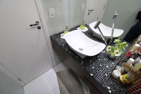 Apartamento à venda com 86m², 2 quartos e 2 vagasLavabo