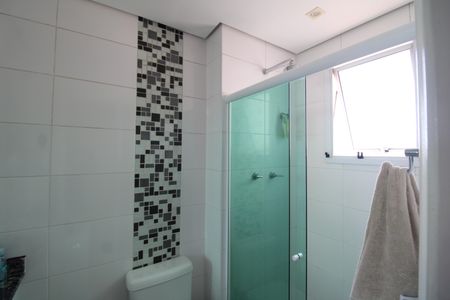 Apartamento à venda com 86m², 2 quartos e 2 vagasQuarto 1 - Banheiro