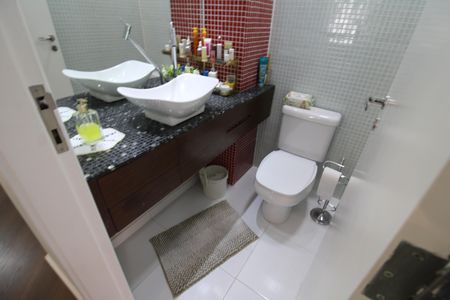 Apartamento à venda com 86m², 2 quartos e 2 vagasLavabo