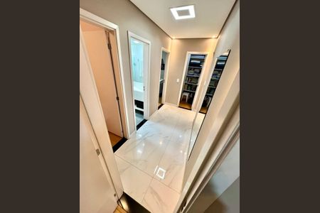 Apartamento à venda com 86m², 3 quartos e 4 vagasAcesso aos quartos