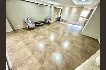 Apartamento à venda com 86m², 3 quartos e 4 vagasCondomínio - Hall de entrada