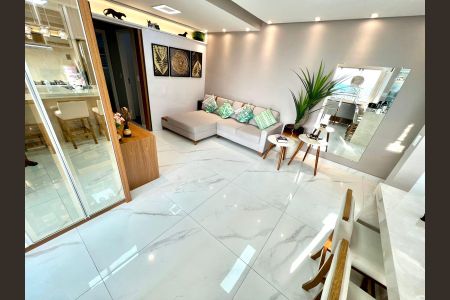 Apartamento à venda com 86m², 3 quartos e 4 vagasSala