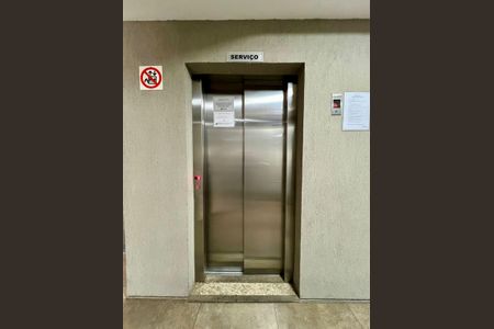 Apartamento à venda com 86m², 3 quartos e 4 vagasCondomínio - Elevador